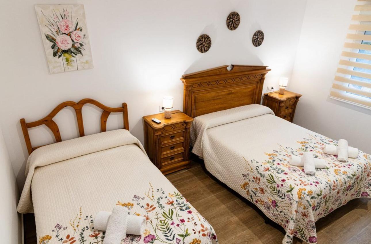 Casa Rural Cuesta Grande 莫塔德尔库埃尔沃 客房 照片